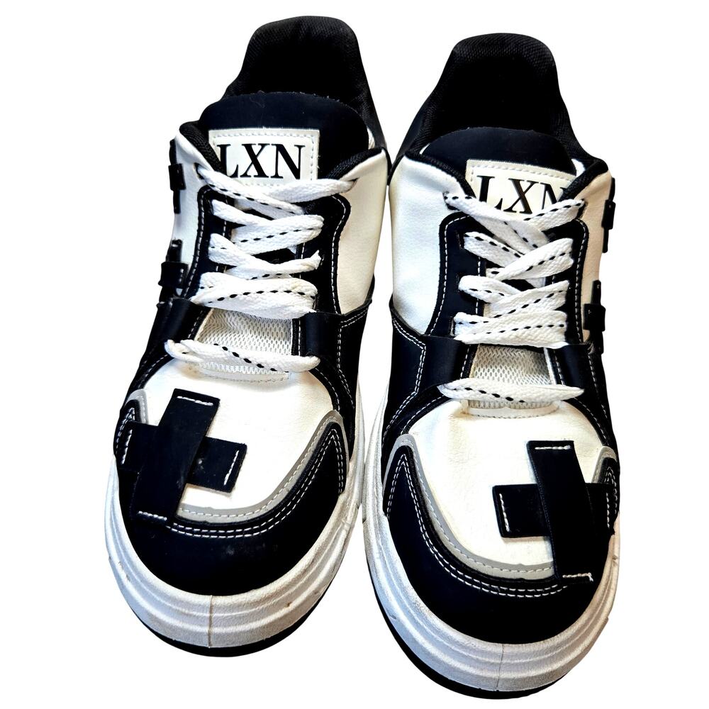 LXM 9.5 (43) Men's Tennis Shoes Athletic Sneakers white Black Causal - Picture 2 of 7